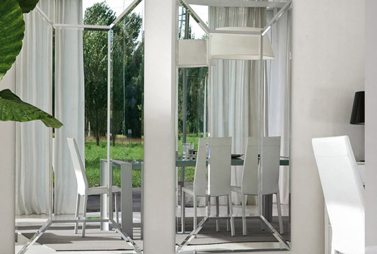 Costantia by simplysofas.in