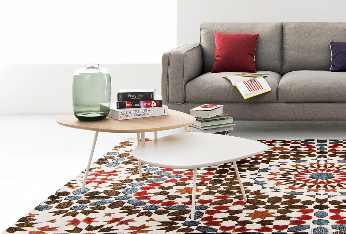 Tweet by simplysofas.in