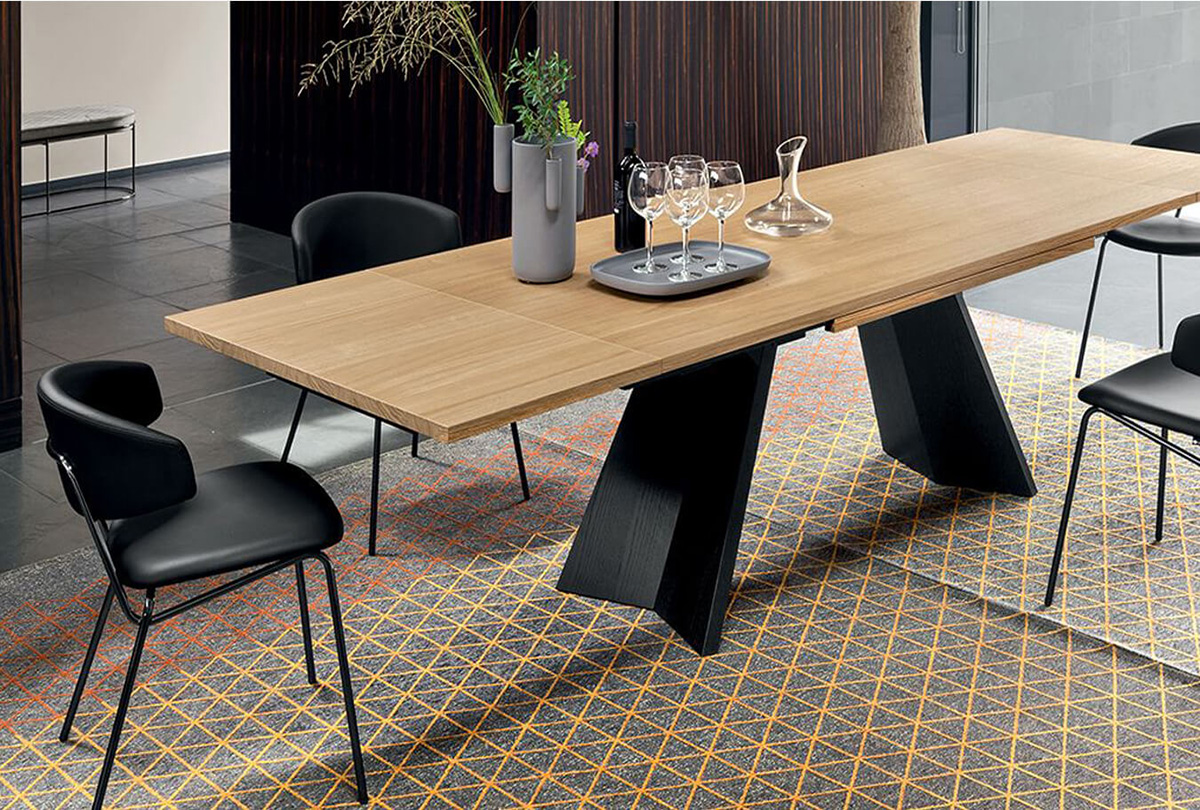 Icaro-table by simplysofas.in