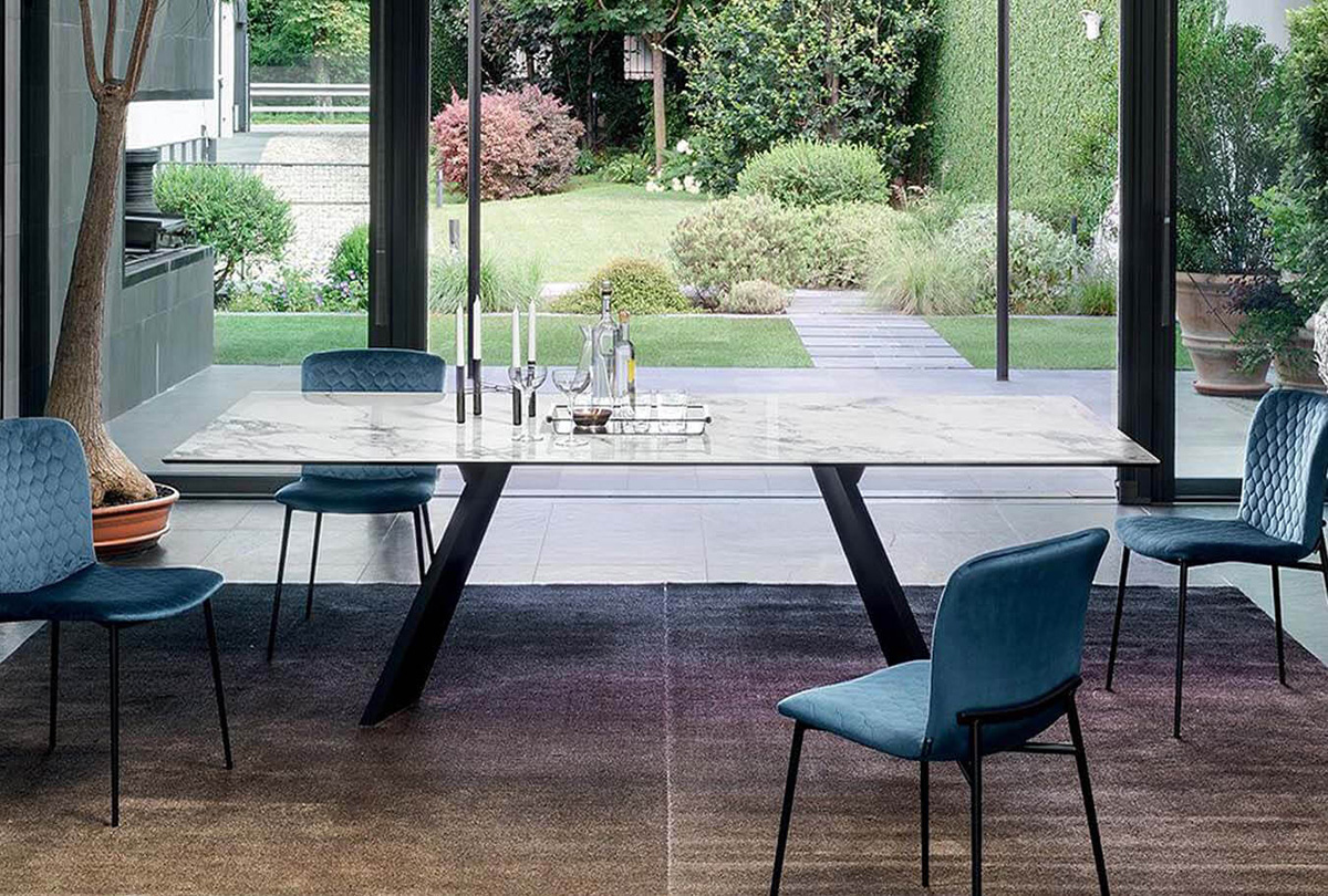 Icaro-table by simplysofas.in