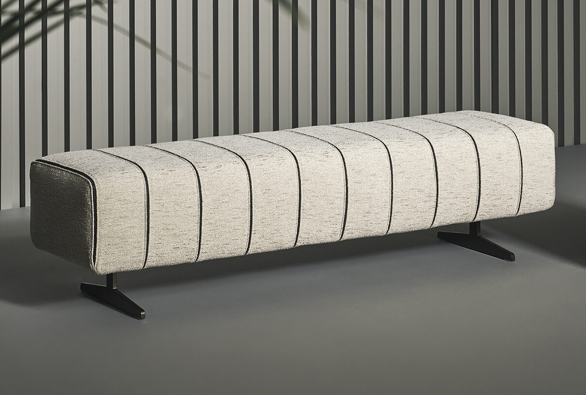 Mark by simplysofas.in