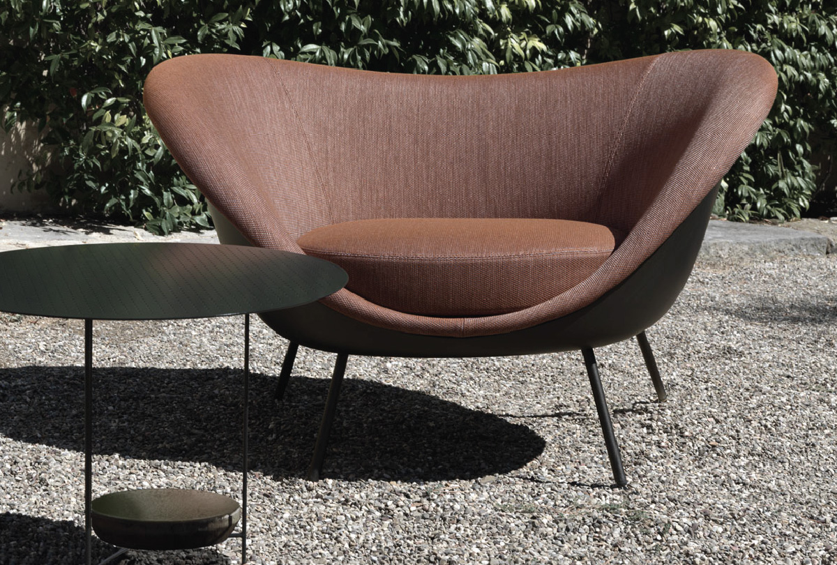 D1542-chair by simplysofas.in