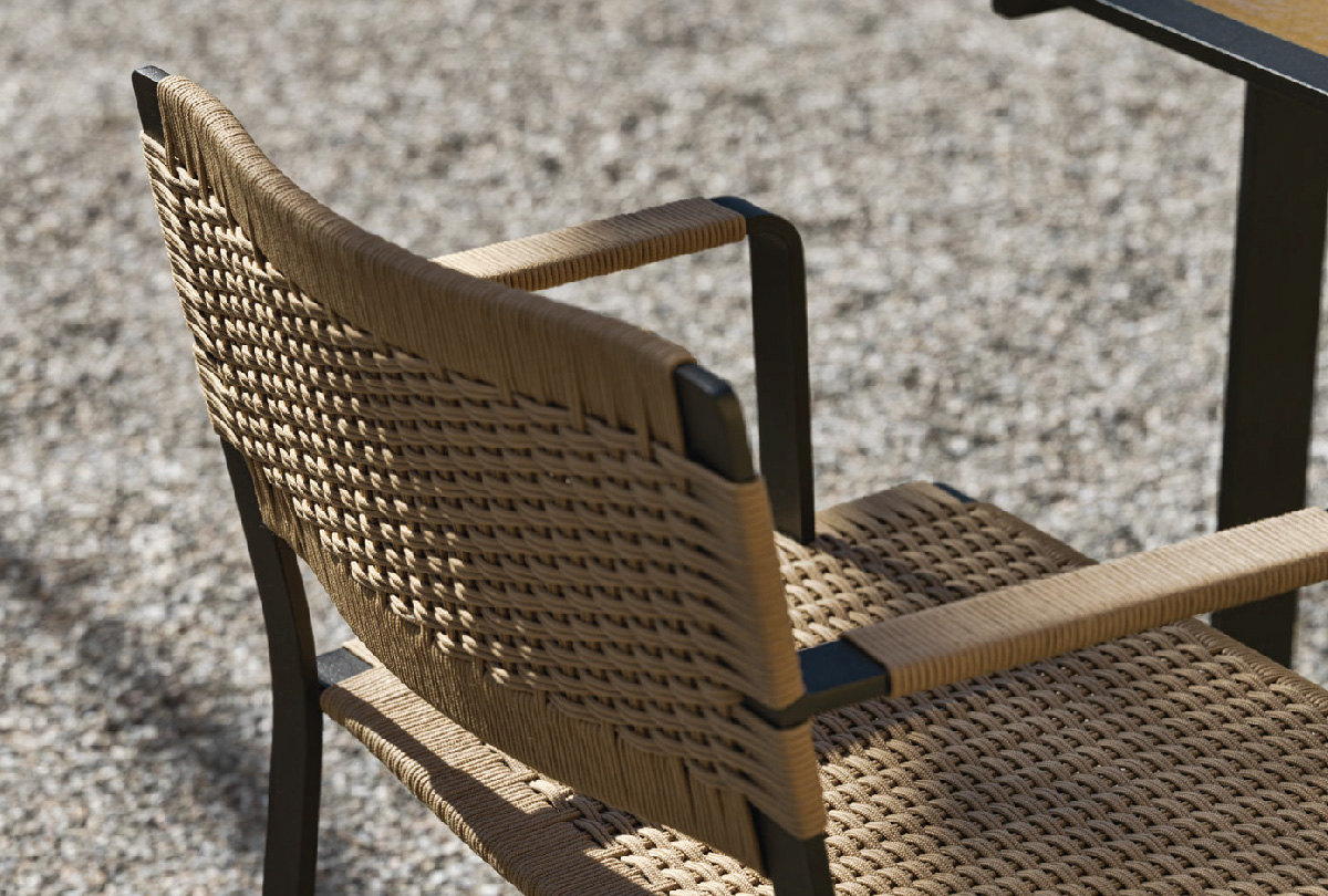 Green-point-chair by simplysofas.in