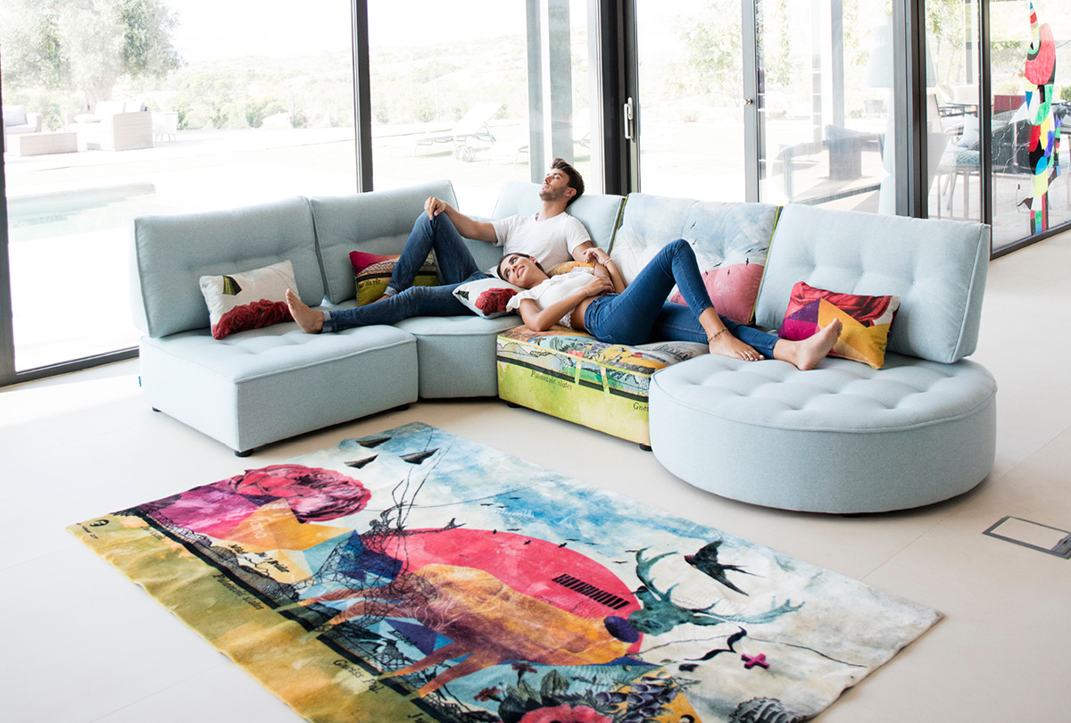 Arianne-love-sofa by simplysofas.in