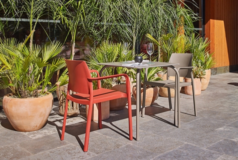 Dock by simplysofas.in