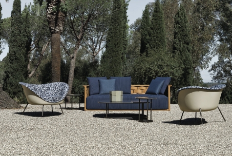 D1542-chair by simplysofas.in