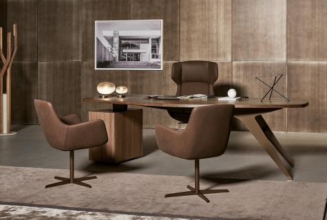 Diver by simplysofas.in